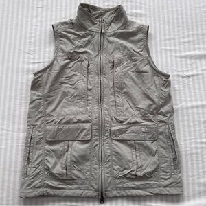 Beige Columbia hiking outdoors vest